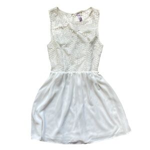 Alya White on White Chiffon Sleeveless Dress Size S